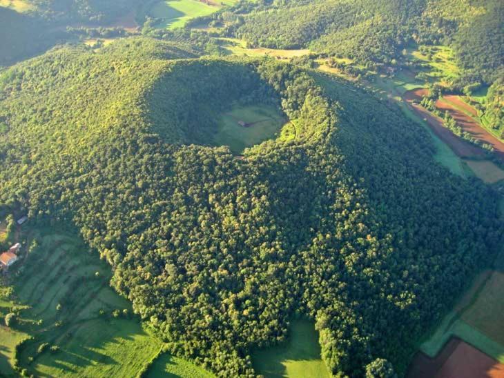 Apto. Grande, Luminoso Y Centrico Lägenhet Olot Exteriör bild
